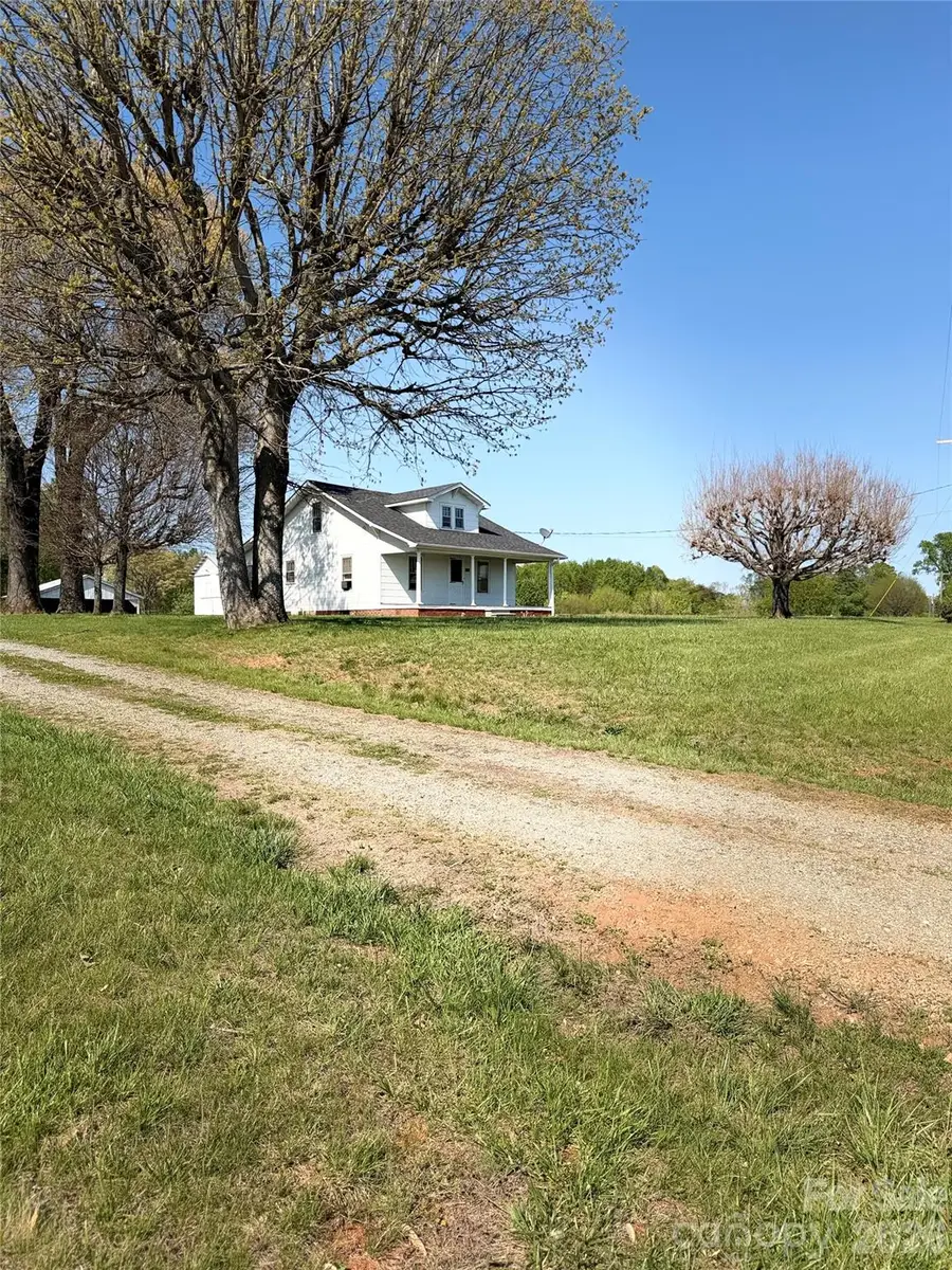 2109 Union Grove Church Road, Yadkinville, NC 27055 - #3