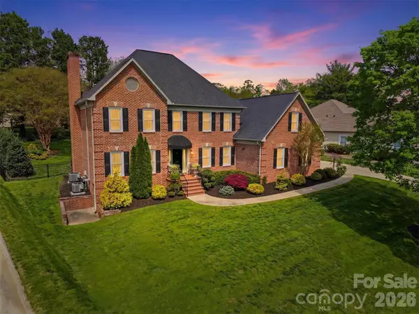 4225 3rd Street Nw, Hickory, NC 28601