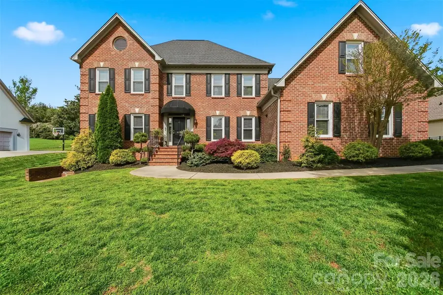 4225 3rd Street Nw, Hickory, NC 28601 - #2