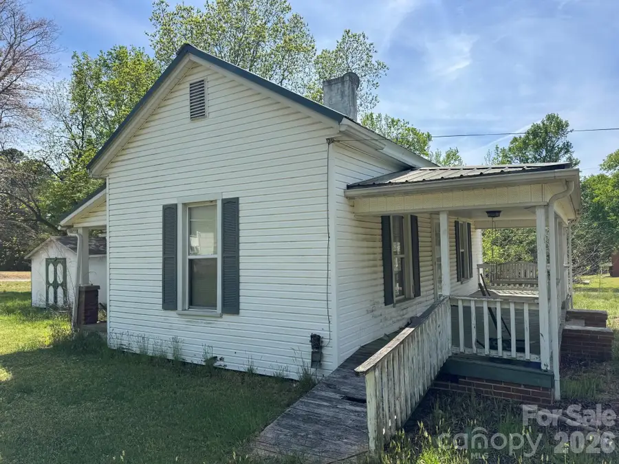 145 W Burnsville Street, Wadesboro, NC 28170 - #3