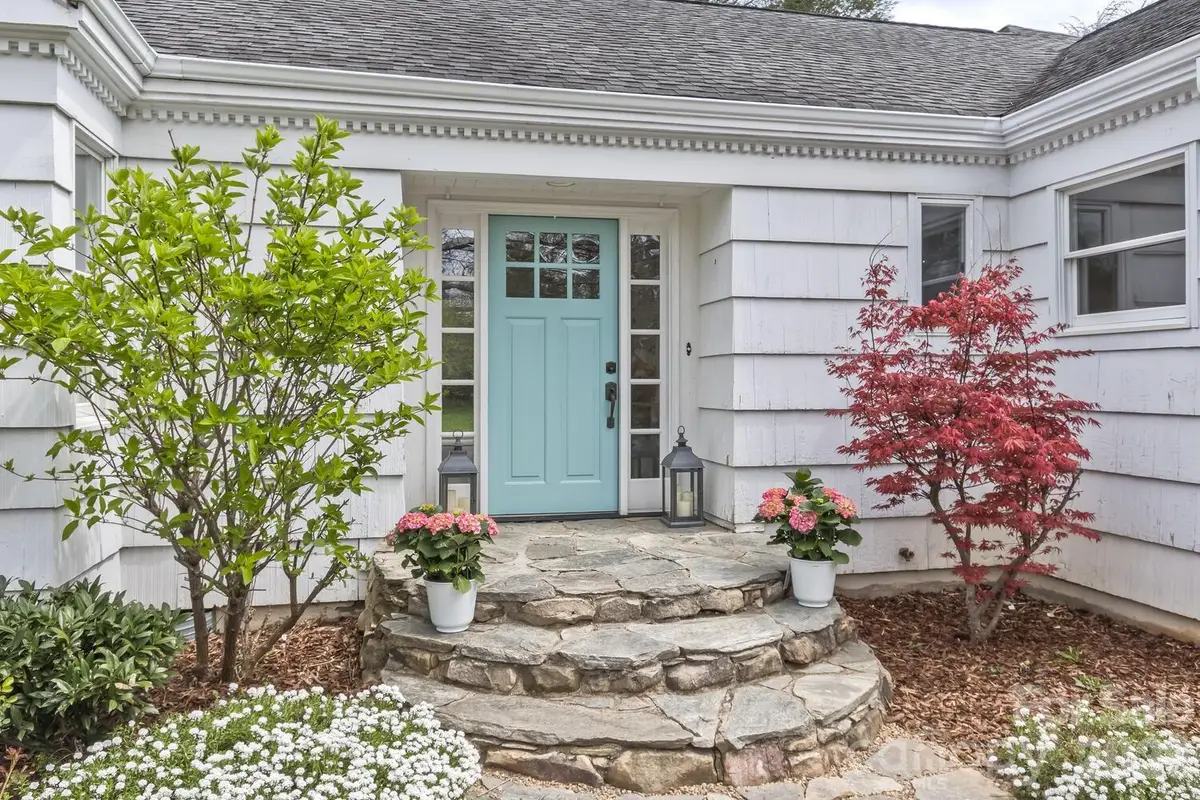 16 Hilltop Road, Biltmore Forest, NC 28803 - #1