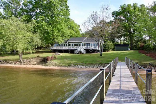 2712 Jutty Point Road, Liberty Hill, SC 29074