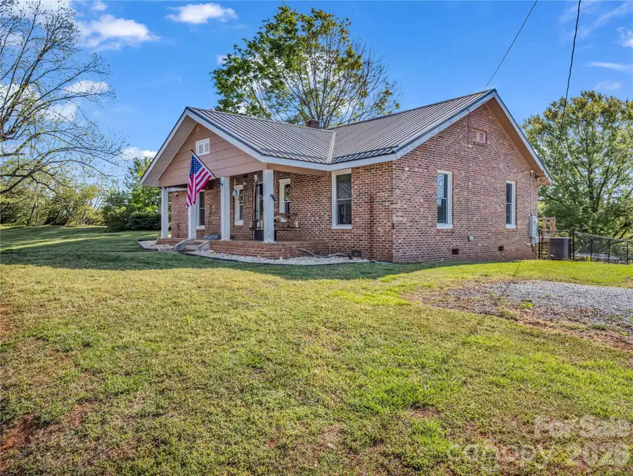 209 Ohio Street, Spindale, NC 28160 - #3