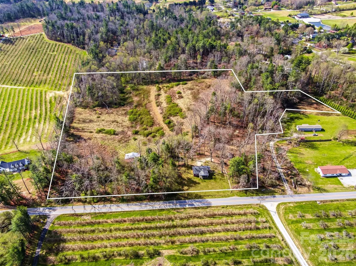 984 Pace Road, Hendersonville, NC 28792 - #1