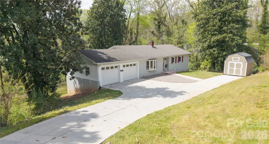 414 Patton Street, Morganton, NC 28655 - #2