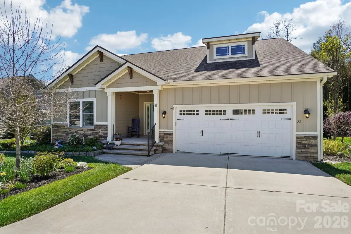 31 N Anvil Avenue, Hendersonville, NC 28792 - #1