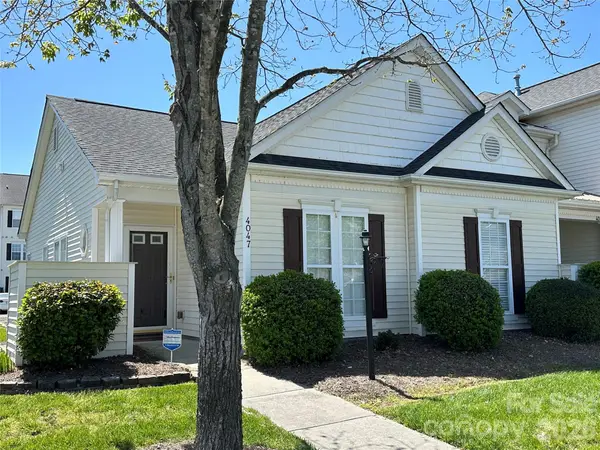 4047 Center Place Drive, Harrisburg, NC 28075