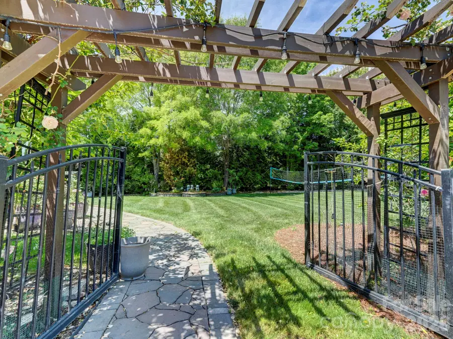725 Wild Berry Court, Waxhaw, NC 28173 - #3