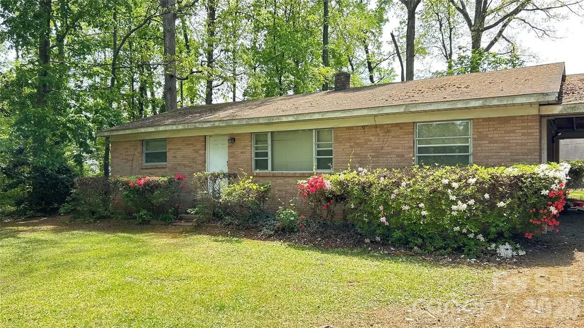 3520 Winslow Drive #1 & 2, Charlotte, NC 28269 - #1