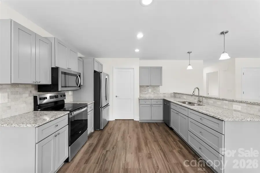 110 W Iowa Avenue, Bessemer City, NC 28016 - #2