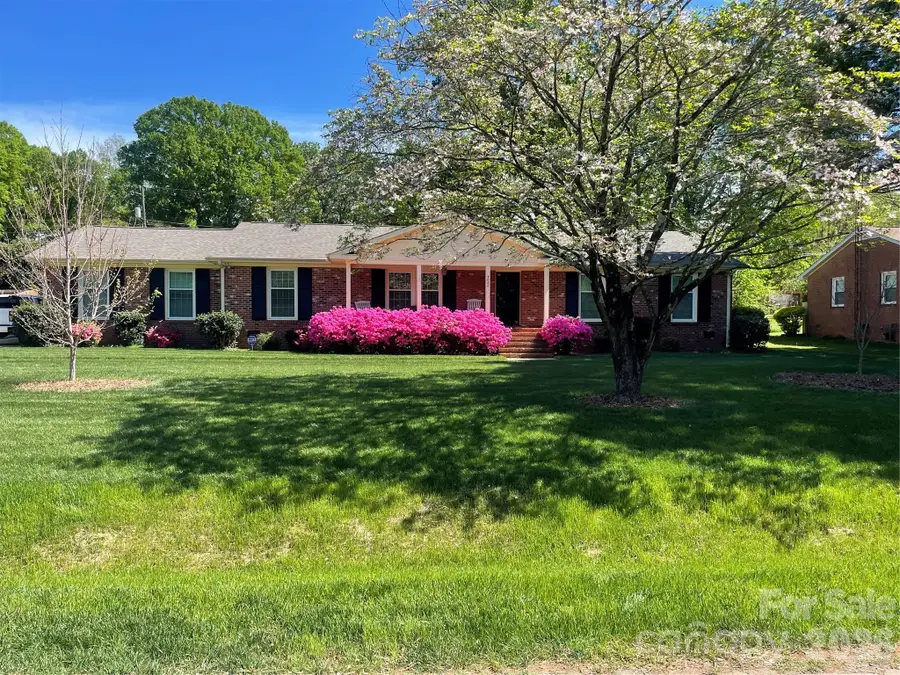 5022 Cheviot Road, Charlotte, NC 28269 - #3