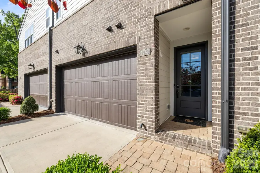 1241 Cotswold Place, Charlotte, NC 28211 - #2