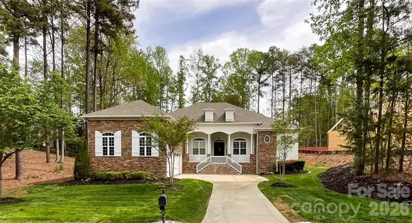7575 Cottonwood Drive, Denver, NC 28037