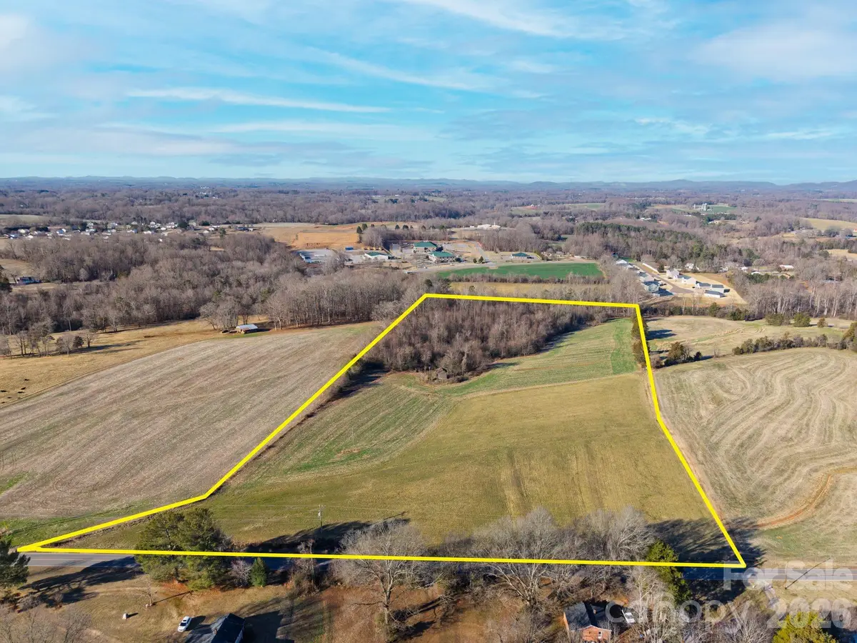 01 Dobbins Mill Road, Yadkinville, NC 27055 - #1