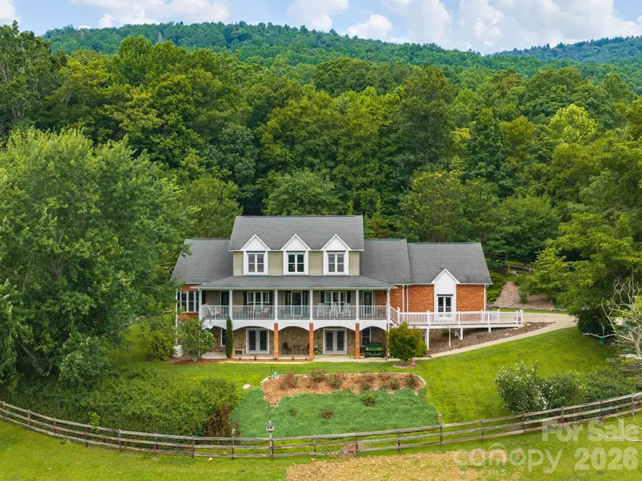 24 Nesbitts Olde Farm Road, Fairview, NC 28730 - #2