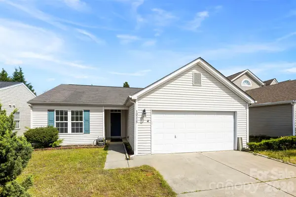 10215 Orchard Grass Court, Charlotte, NC 28278