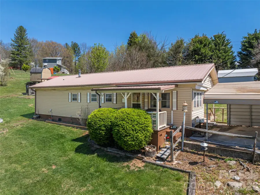 17 Mustang Lane, Waynesville, NC 28786 - #2