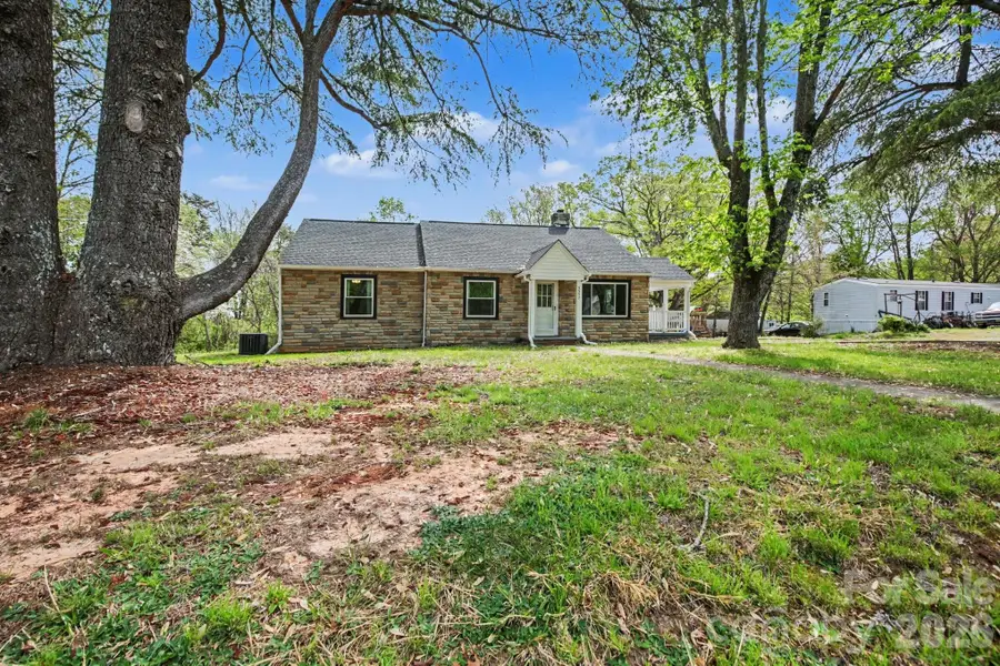 5557 Pineview Drive, Winston Salem, NC 27105 - #2