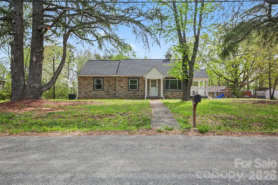 5557 Pineview Drive, Winston Salem, NC 27105 - #3