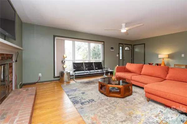 3 Quail Cove Road, Asheville, NC 28804