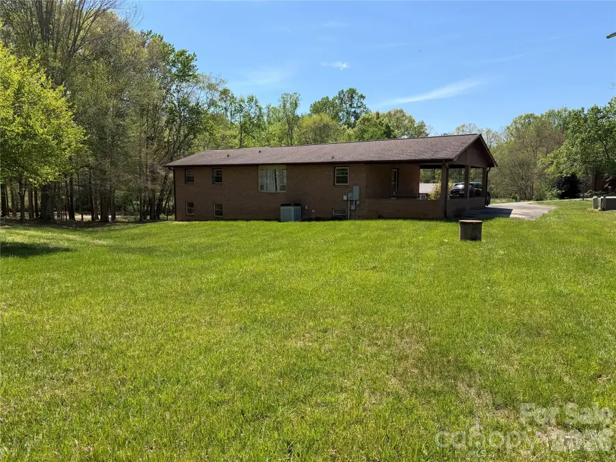 1466 Peaceful Valley Drive, Hickory, NC 28602 - #3