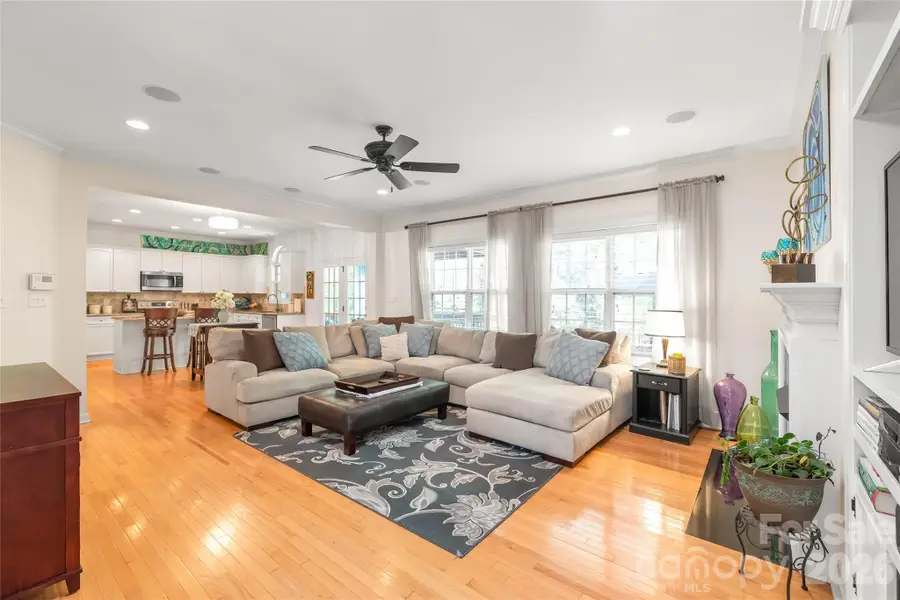 10512 Kilchurn Court, Charlotte, NC 28277 - #3