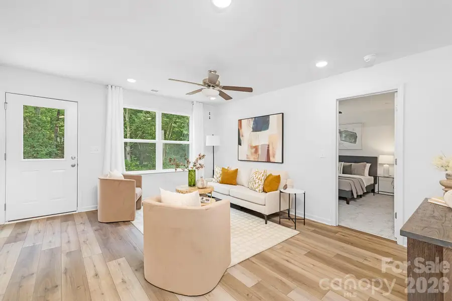 2807 17th Street Court Ne, Hickory, NC 28601 - #2