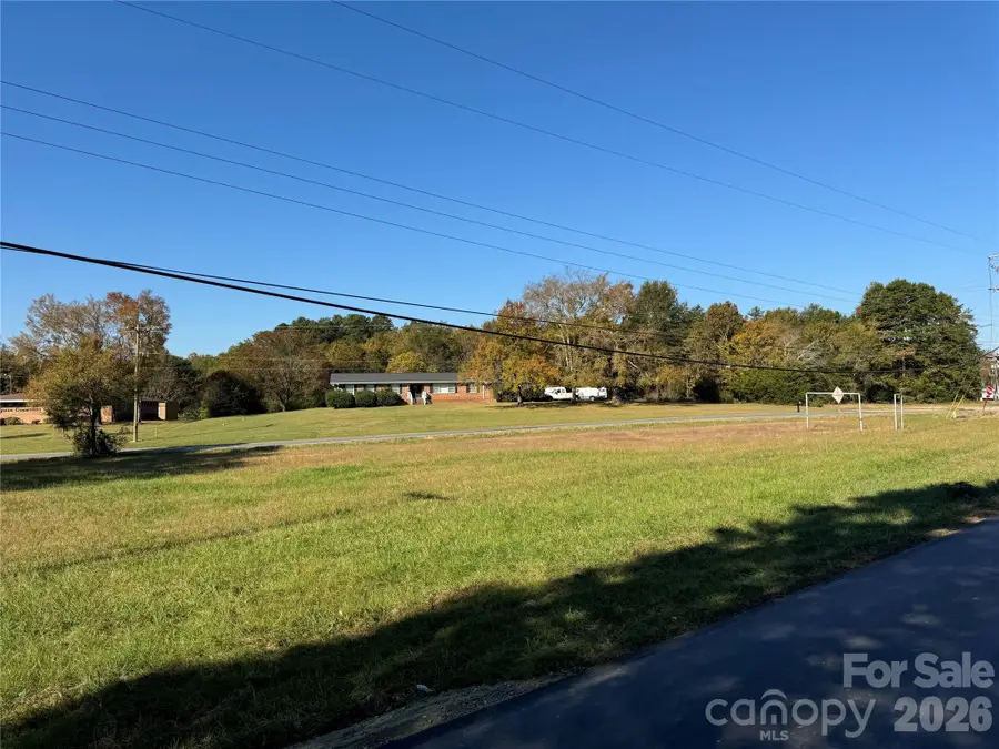 1827 Lawing Road, Charlotte, NC 28216 - #2