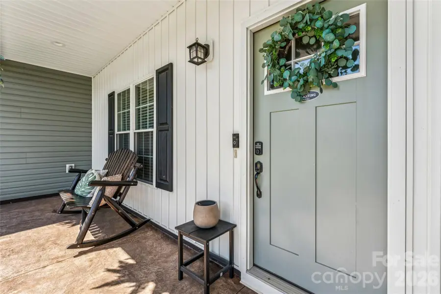 105 E Dundee Court, Statesville, NC 28625 - #2