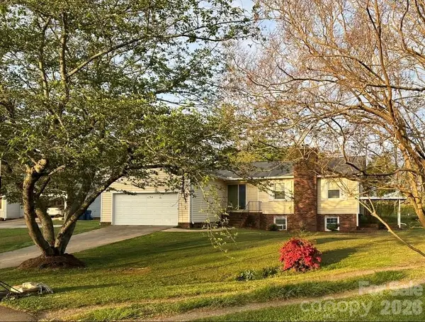 1730 Hamilton Street, Hickory, NC 28602