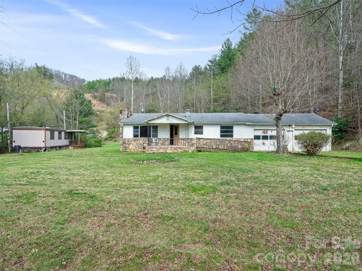 2432 Grapevine Road, Marshall, NC 28753 - #1