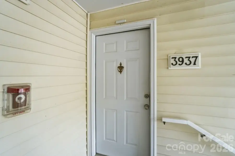 3937 Mohawk Court, Charlotte, NC 28215 - #3
