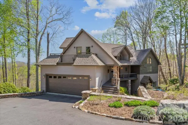 410 Springhouse Drive, Burnsville, NC 28714