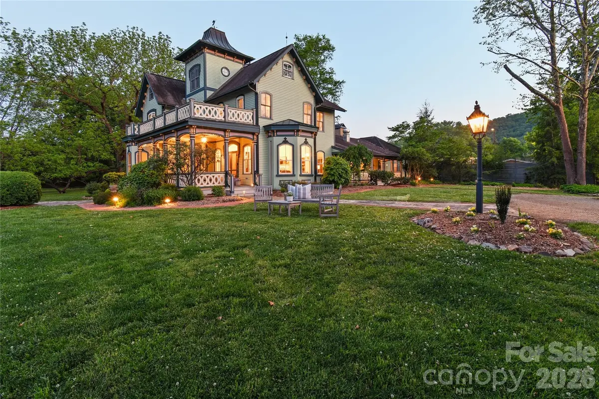 204 Lawson Street, Hot Springs, NC 28743 - #1