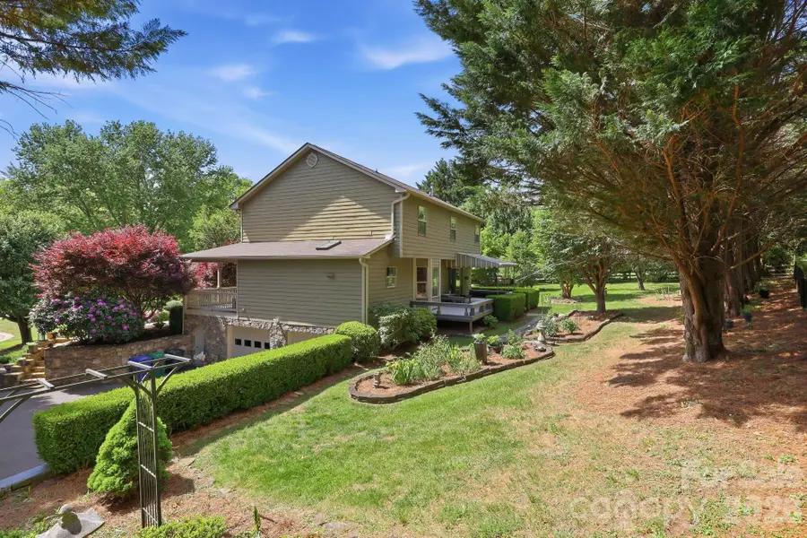 306 Woodview Court, Fletcher, NC 28732 - #3