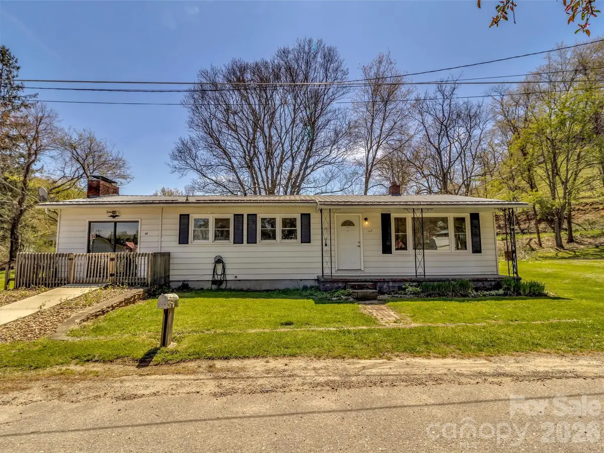 61 Indian Trail Loop, Waynesville, NC 28786 - #1