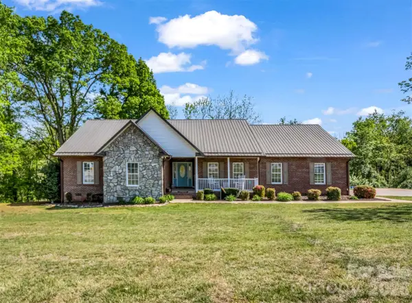 158 Shady Woods Lane, Rutherfordton, NC 28139