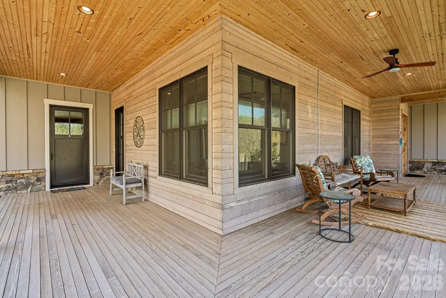 18 Majestic Oak Circle, Asheville, NC 28805 - #3