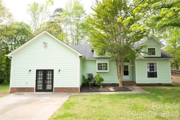 10737 Spruce Mountain Road, Charlotte, NC 28214