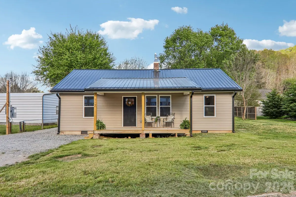 117 Virginia Avenue, Waynesville, NC 28786 - #1