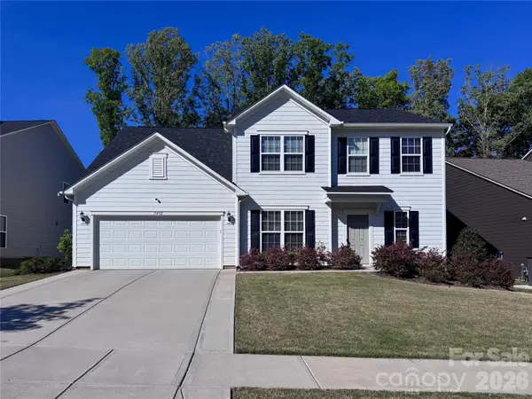 11432 Oakhampton Way, Matthews, NC 28105