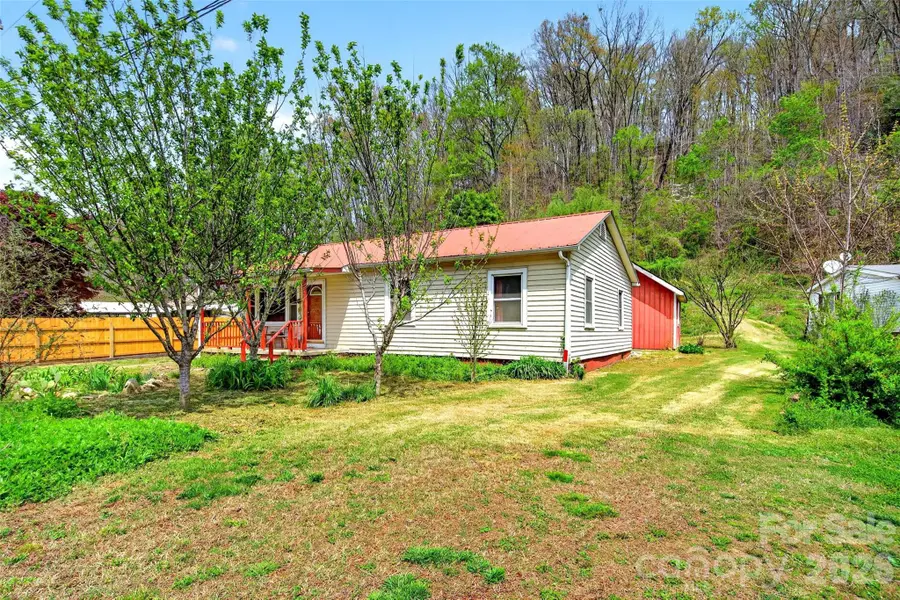 522 Old Us 70 Highway, Old Fort, NC 28762 - #2