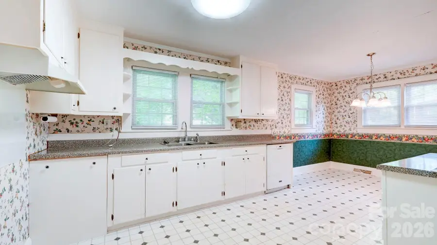 2403 W C Street, Kannapolis, NC 28081 - #3