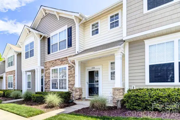 226 Dawn Mist Lane, Fort Mill, SC 29708