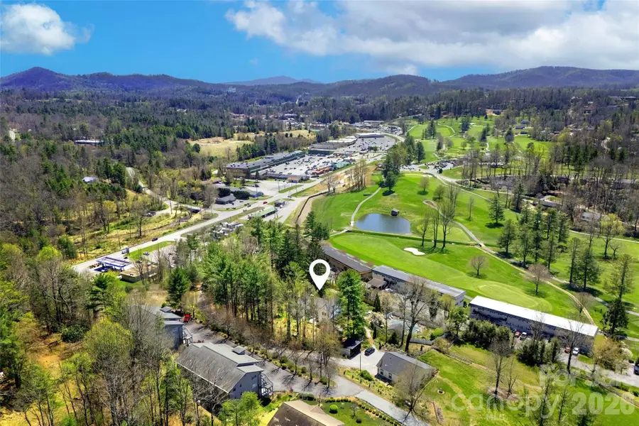 60 Henry Lane, Spruce Pine, NC 28777 - #2