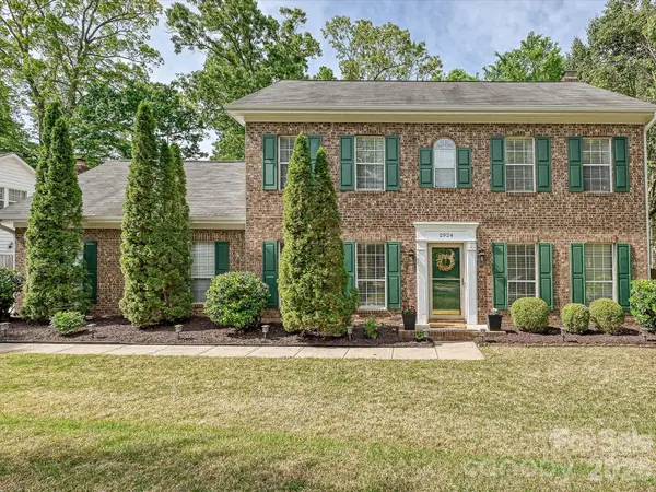 2924 Firewood Drive, Matthews, NC 28105