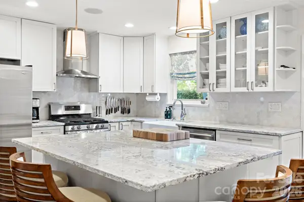 832 Stanfield Drive, Charlotte, NC 28210