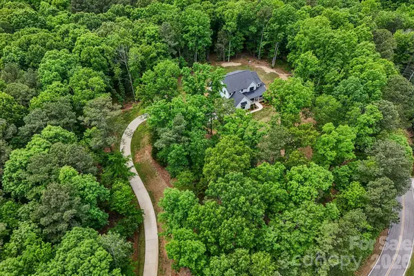 8049 Catawba Cove, Belmont, NC 28012