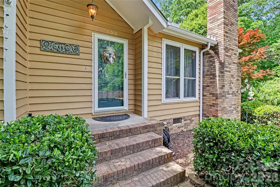 11516 Moonridge Drive, Charlotte, NC 28226 - #2