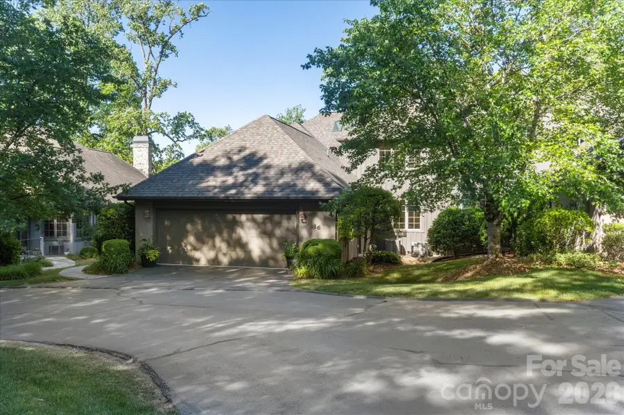 16 Hollyberry Lane, Brevard, NC 28712 - #2